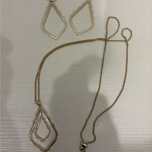 Elegant Kendra Scott Gold-Tone Necklace and Earring Set!